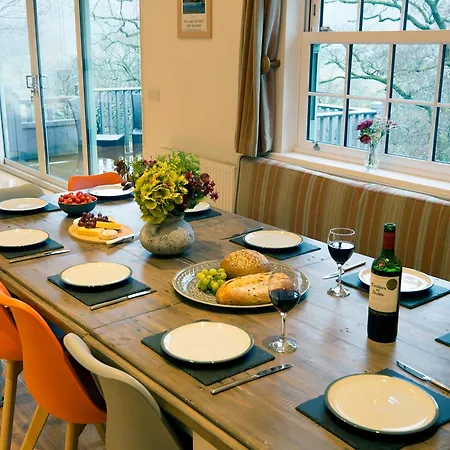 4 Fir Garth Ambleside